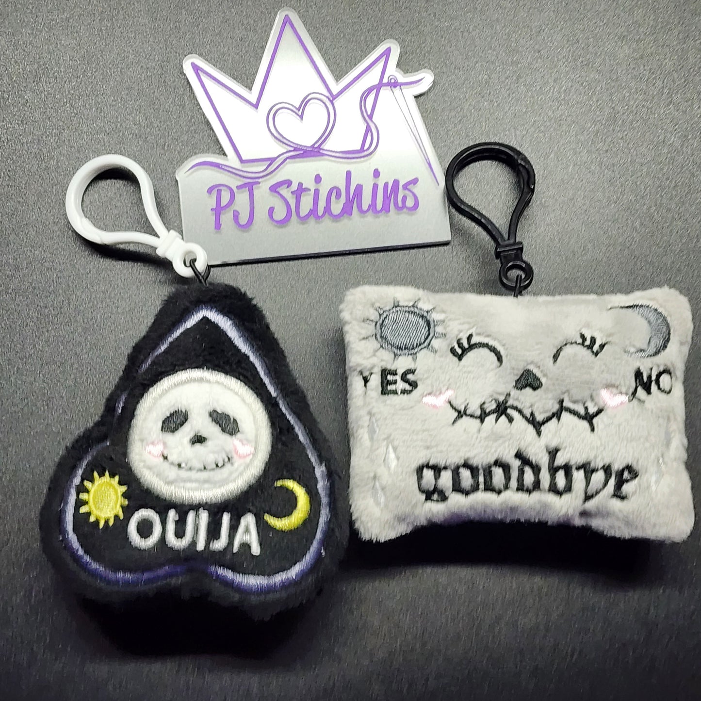 Keychain Plush - Spooky Dark