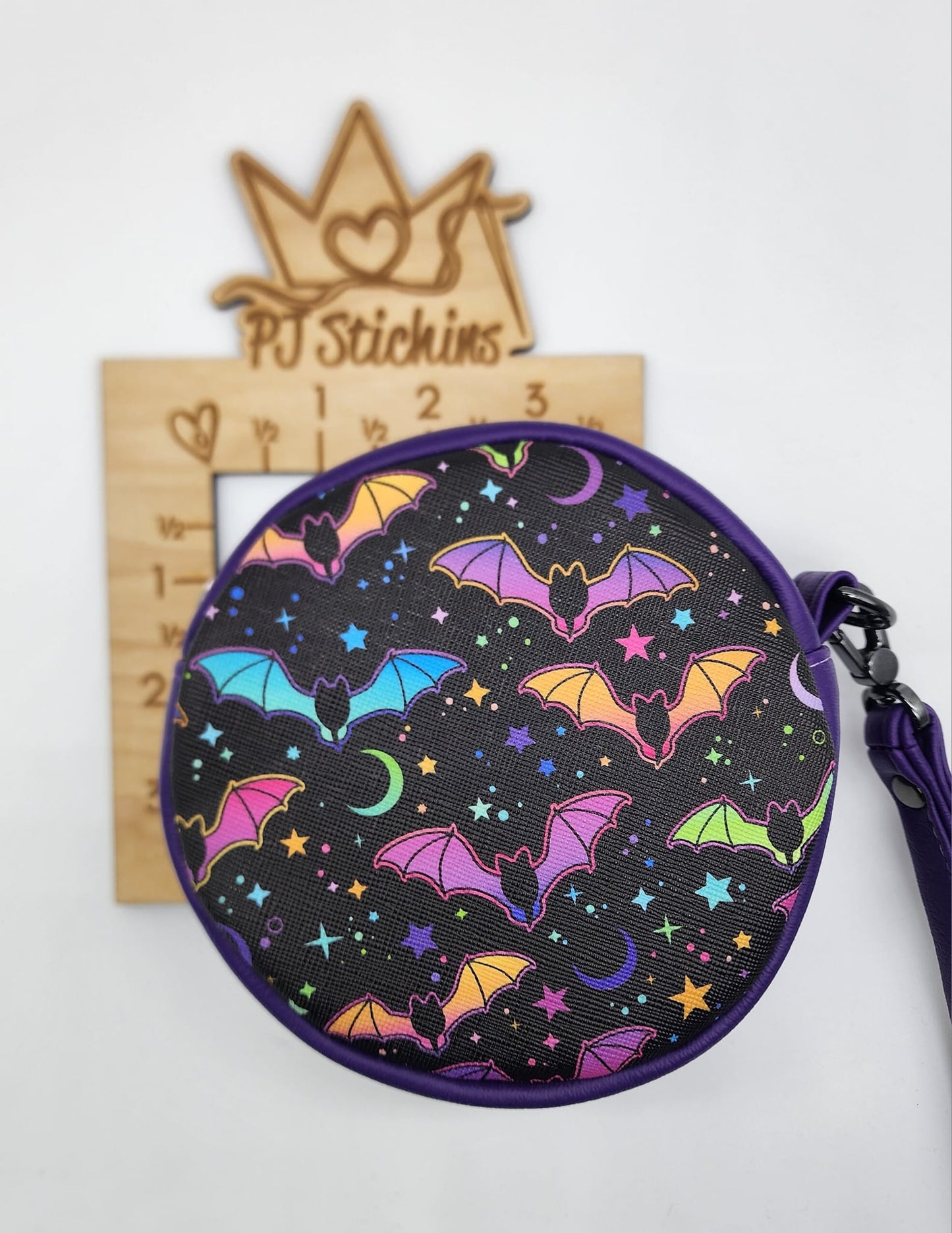 Wristlet - Circle