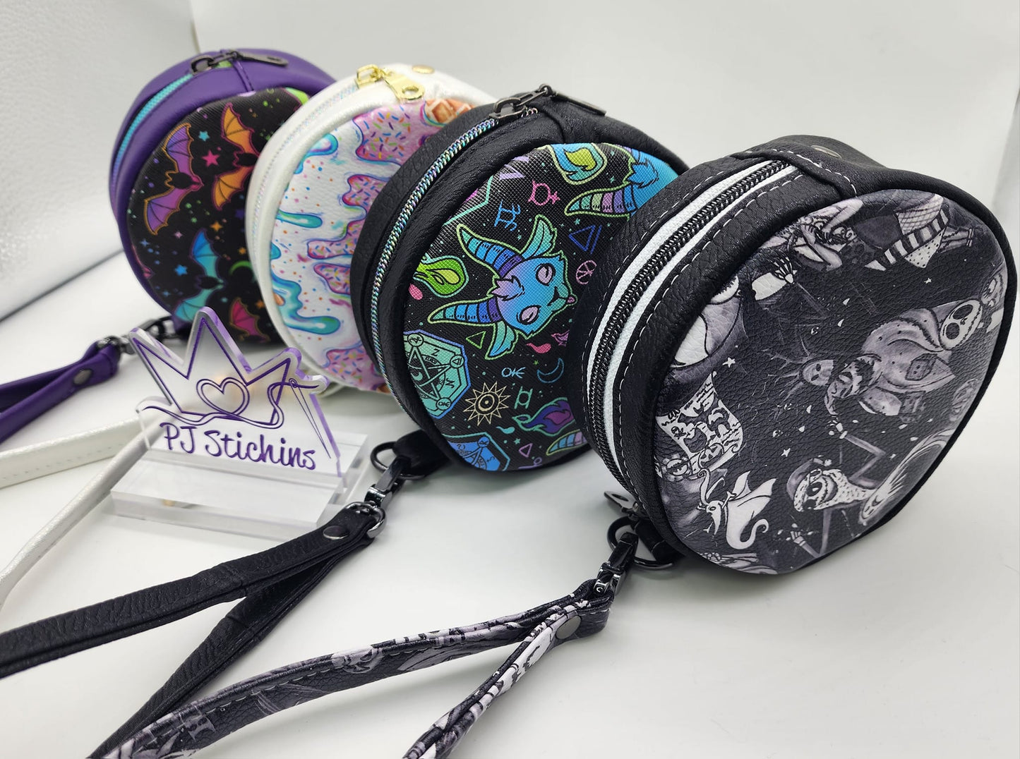 Wristlet - Circle