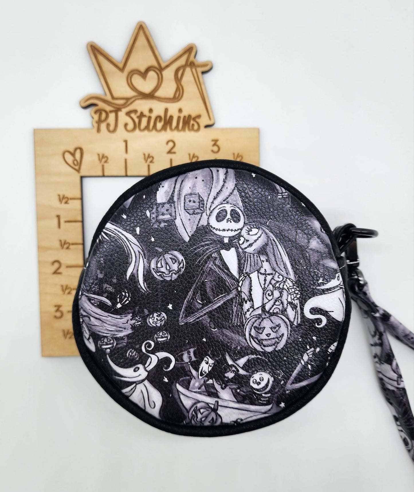 Wristlet - Circle